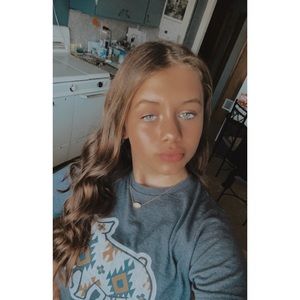 Meet your Posher, Karlee